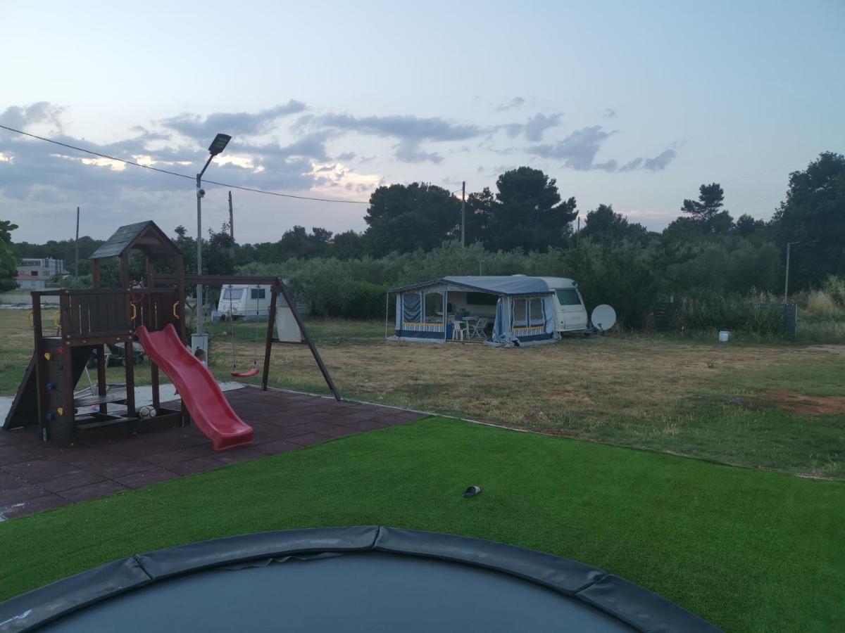 Camper For Two Ξενοδοχείο Banjole Εξωτερικό φωτογραφία