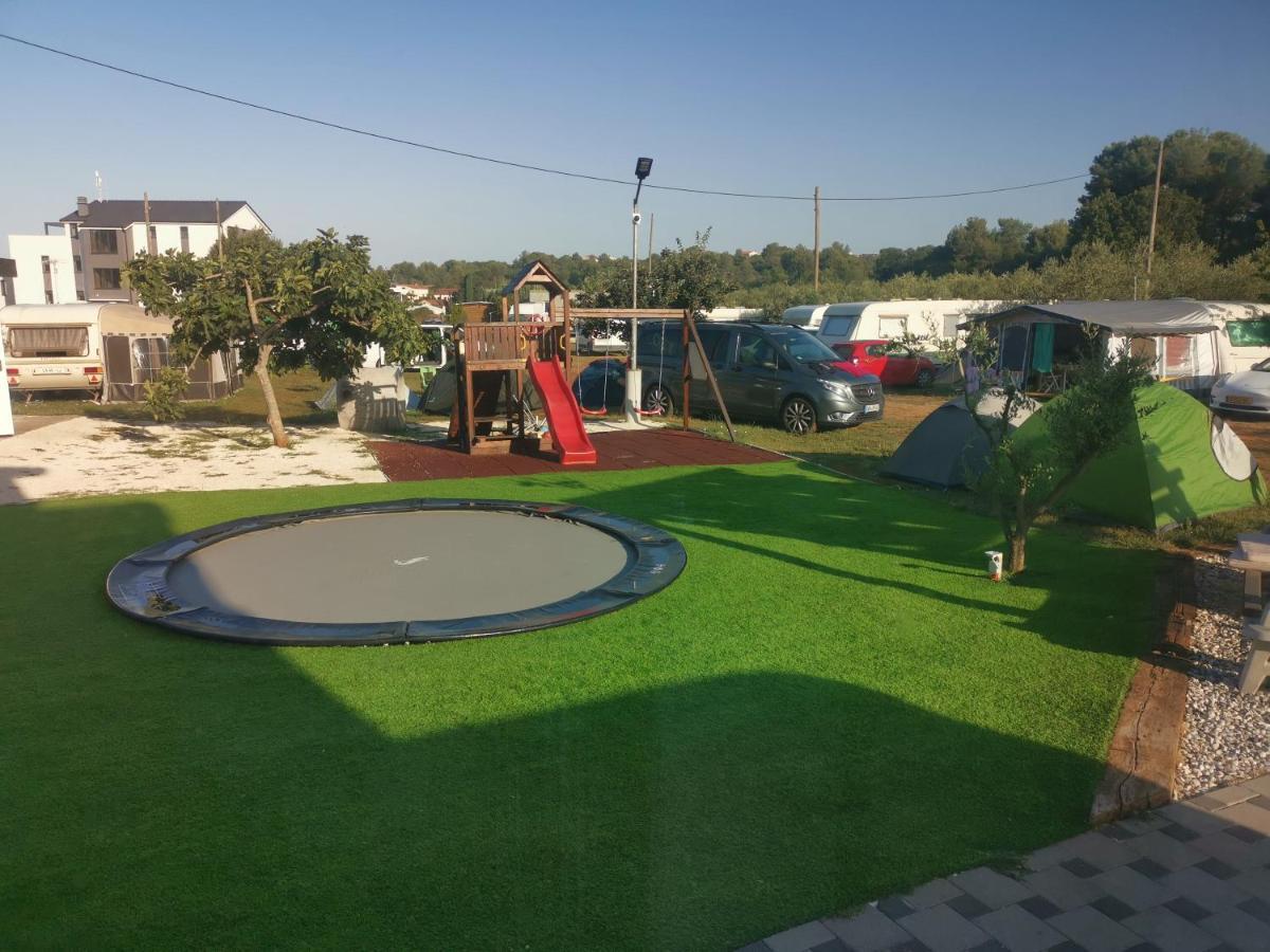 Camper For Two Ξενοδοχείο Banjole Εξωτερικό φωτογραφία